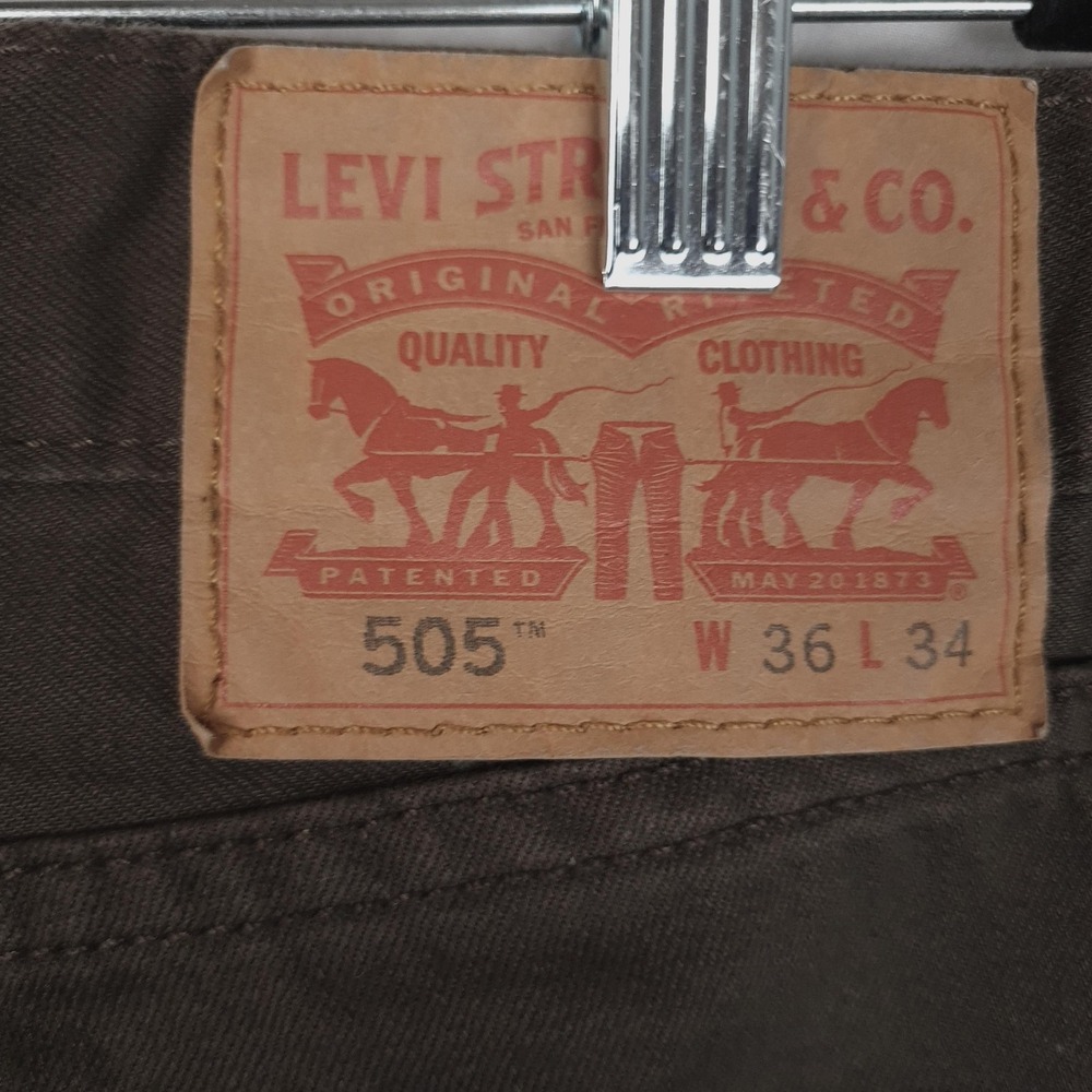 Levis 505 Jeans Mens 36 Dark Brown Denim Straight Leg Regular Fit Casual - Picture 13 of 16